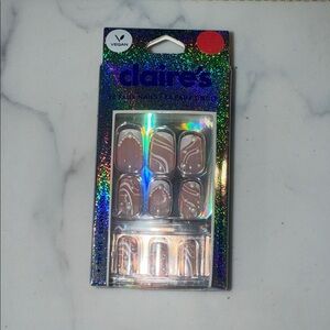 Claire's Brown and White Swirl Press-On Nails